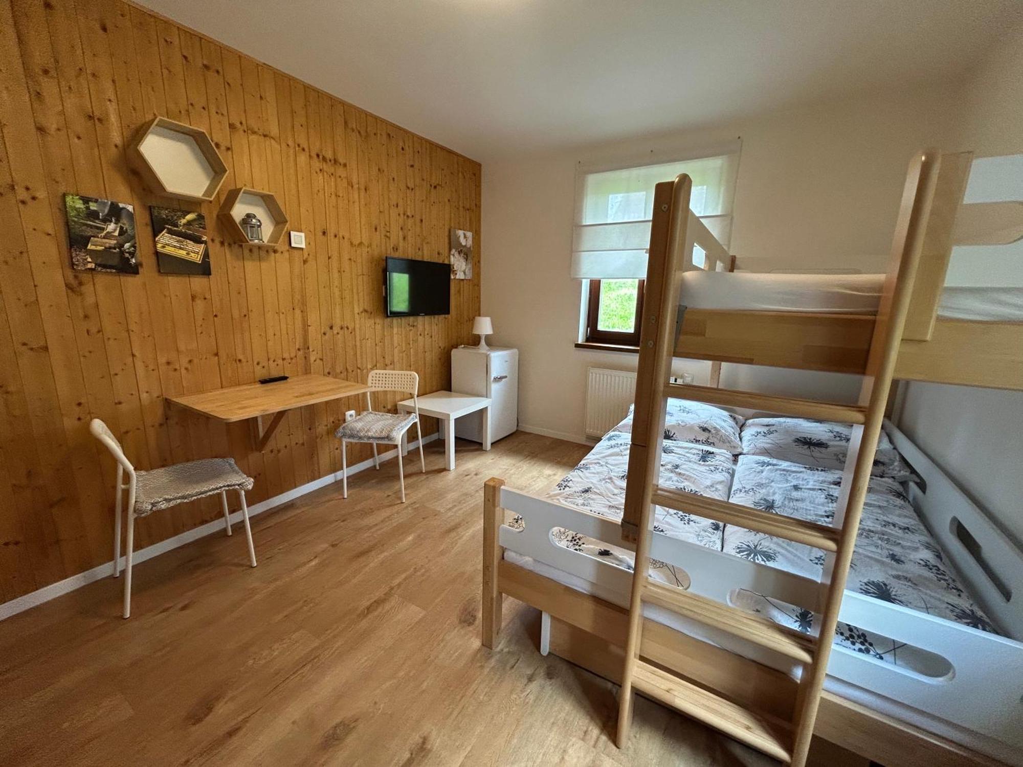 Včelí chata Mirda Pirda Dolní Moravice Exteriér fotografie